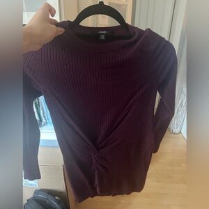 Simply Vera Vera Wang Purple Twist front top - NWOT